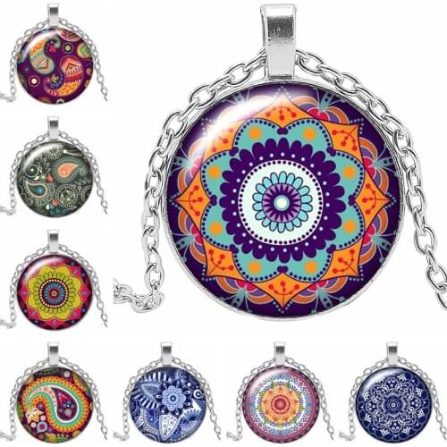 2019 New Sacred Geometry National Wind Kaleidoscope Necklace Jewelry Pendant Crystal Convex Round Glass Necklace Girl Gift