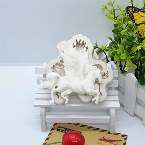 Luyou 3D Horse Silicone Resin Fondant Molds Cake Decorating Tools Pastry Kitchen Baking Accessories, Cake Tools FM1047