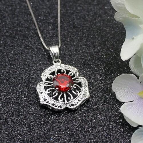 Hermosa Dashing New Arrival Red Garnet Silver Color For Women Charms Pendant Chain Necklace 20 Inch