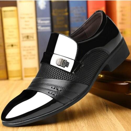 Men Formal Shoes Slip on Patent Leather Oxford Shoes for Men Large Size Dress Shoes Business British Leather Shoes Men