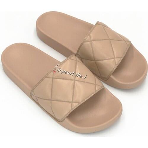 2021 New Ladies Extra Fluffy Fur slippers Outside designer slippers famous brands Comfortable Faux Fox fur Winter slippers