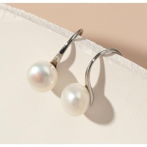 Pearl Ear Studs Specially Designed for Women Gold Color Silver Color Hook Shape Pearl Earrings Surprise Gift Banquet Dance Party