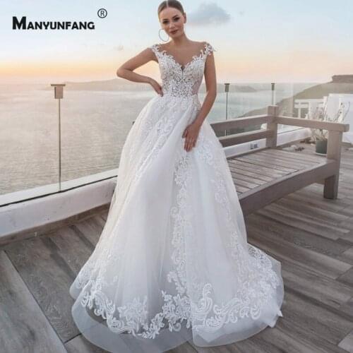 Custom Made O-Neck Button Back Chapel Train Bridal Ball Gown Elegant Embroidery Appliques Tulle Cap Sleeve Wedding Dress 2021