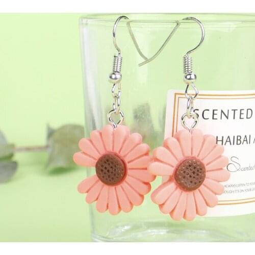 Korean Style Sweet Daisy Flower Stud Earrings Cute Resin Sunflower Statement Earring Jewelry For Girls Woman Gift Brincos