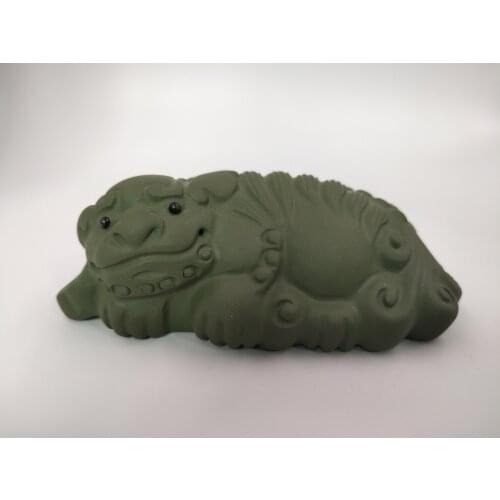 The green mud mythical purple sand fine gold toad tea pet tea set tea worm can raise ward off evil spirits to attract money tibe