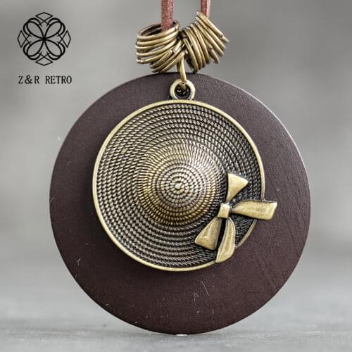 Bohemian Necklaces Cap Design Wooden Unicorn Necklace Handmade Chain Necklace Sweater Clothes Women Accessories 6*7.5cm