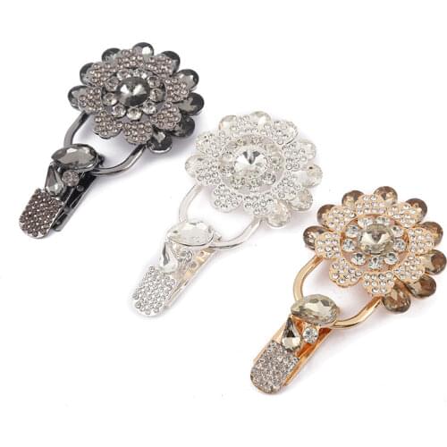 Fur buttons, coat buttons. Rhinestone buckles Duck Mouth Buckles