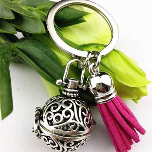 1PC Ethnic Retro tassels Aromatherapy Key Chains Perfume Essential Oil Diffuser Cage Locket Key buckle with Volcanic Rocks