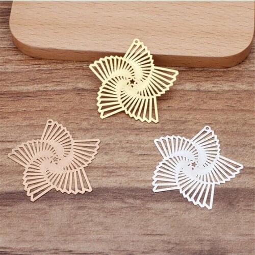 SIXTY TOWFISH 6 Pieces DIY Jewelry Accessories Size 35mm Copper Materials Ancient Retro Style Flower Slice Charms