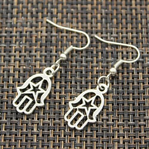 YOUNGISMONEY Earrings