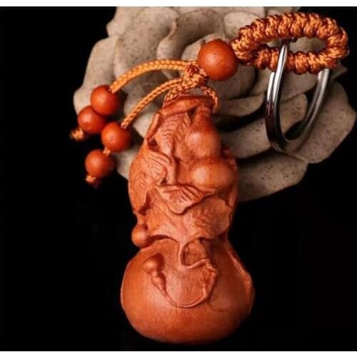 Wholesale Mahogany Three-dimensional Engraving Keychain signs Keyring gift for friend women men jewelry car keychain S15