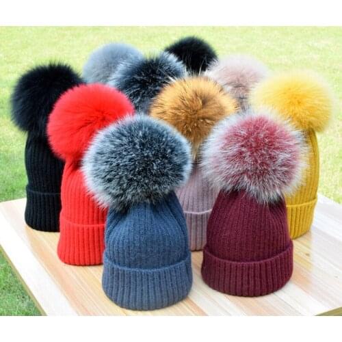 2021 Real Raccoon Fur Beanie Hat Winter Knitted Pompom Hat Beanie Caps Autumn Winter Female Pom Pom Hats for Girls Women