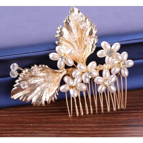 Golden Pearl Hair Comb For Women Pearl Floral Small Comb For Hair Jewelry Bride Headwear Decoration For Hair Comb Girl Headpiece