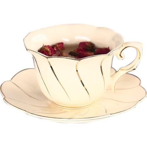 Ceramic Coffe Cup European Saucer Coffee Mug Hand Painted Dish Luxury Royal Gold Afternoon Tea Tasse A Cafe Office Gift EE50BD