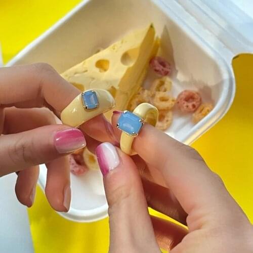 New Trendy Korean Transparent Resin Acrylic Crystal Irregular Geometry Simple Rings for Women Girls Jewelry