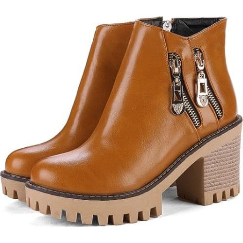 Big Size Ma'am Coarse heel Short boots Metal decoration Fashion boot barrel High heel boots
