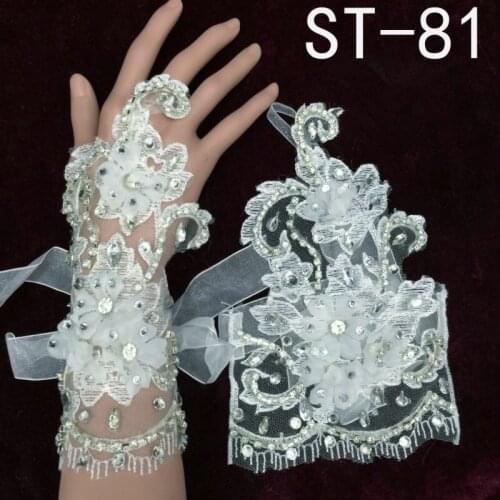 2020 new wedding dress gloves lace womens beaded embroidered lace gloves