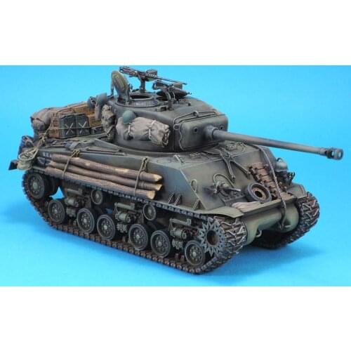 1/35 Resin Figure Model Kit Unassambled Unpainted B001 (NO TANK)