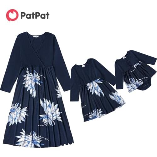 PatPat New Arrival Spring and Autumn Mosaic Mommy and Me Plant Floral Print Dresses Black Childrens Clothing