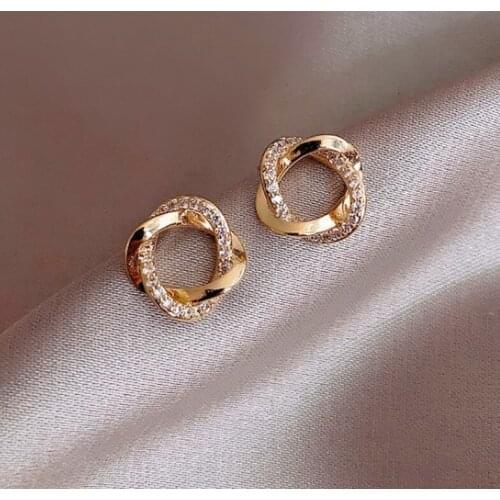 Crystal Earrings 2021 Fashion Trendy Design Earrings Temperament Female Earrings Elegant Exquisite Fashion Stud Earrings