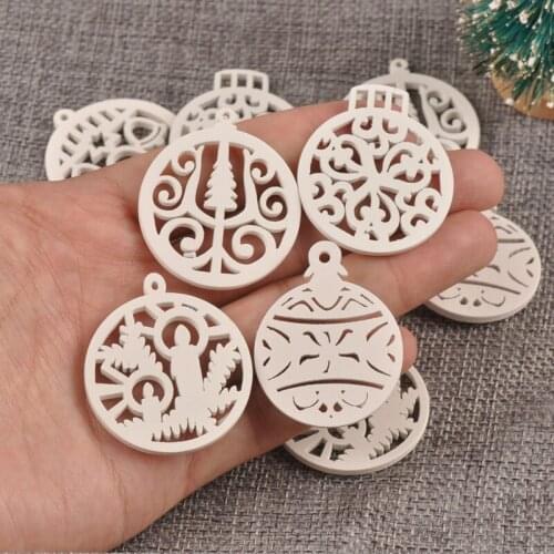 10pcs Christmas Openwork Carving White Round Wooden Pendants Navidad Tree Ornaments Xmas Natal Home Decoration New 2021 MT2263