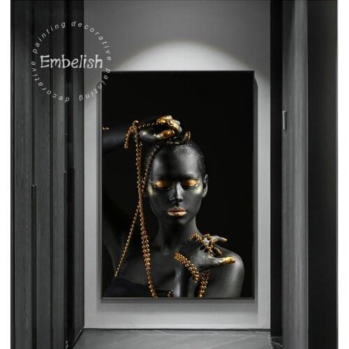 1 Pieces Hot Sexy Nude Woman African Black Girl Pictures For Living Room Home Decor Golden Lips Posters HD Canvas Oil Paintings