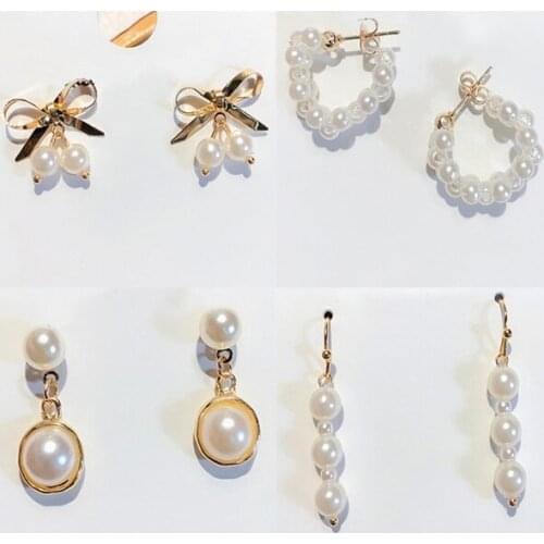 2020 South Koreas New Fashionable Elegant Pearl Earrings Simple Small Earrings Gentle Ladylike Earrings