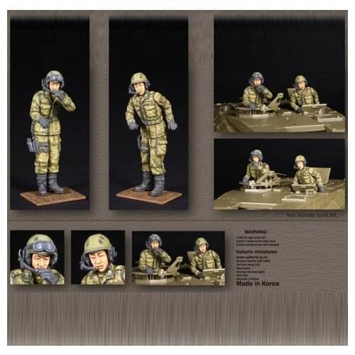 1/35 Land Self-Defense Force Two people Resin kit soldiers GK Military theme Scene combination Uncoated No colour