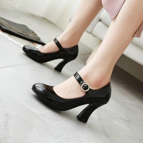 Sianie Tianie Patent Leather Round Toe Retro Office Lady Pumps Round Toe Thick Steady High Heels Women Mary Janes Party Shoes