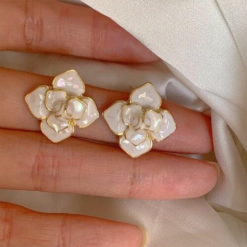 925 silver needle Korean East Gate fashion temperament oil dripping flower personalized design Earrings