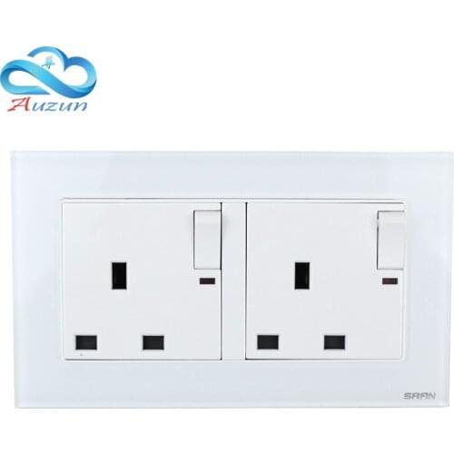 British standard wall socket 13A square plug three holes of English toughened glass outlet socket panel 146