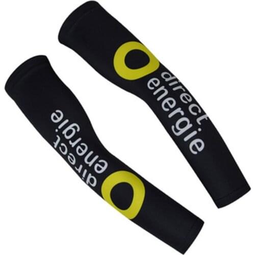 2017 pro team direct energie cycling armwarmers! cycling armsleeves quick-dry cycling Sleeves Arm Sunscreen Protector Cuff