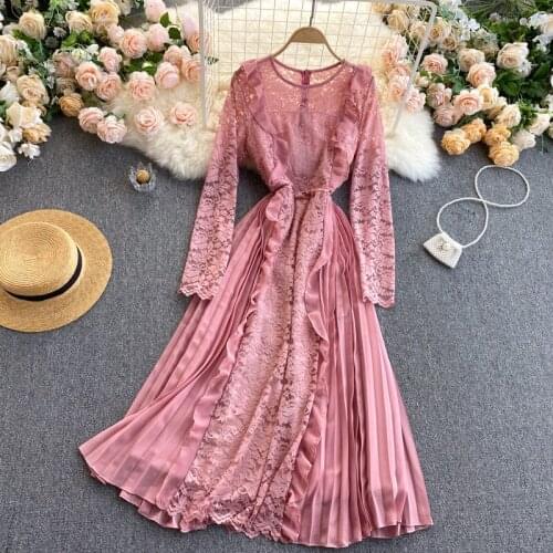 2021 Spring Fashion New French Retro Vestidos Female Round Neck Mesh Hook Flower Ear Pleated Stitching Midi Dress C729
