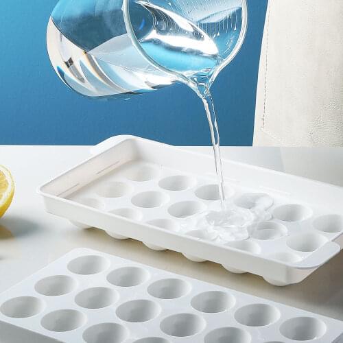 18 Grid Plastic Molds Ice Tray 3D Round Ice Molds Home Bar Party Use Round Ball Ice Cube Makers Kitchen DIY Ice Cream Moulds