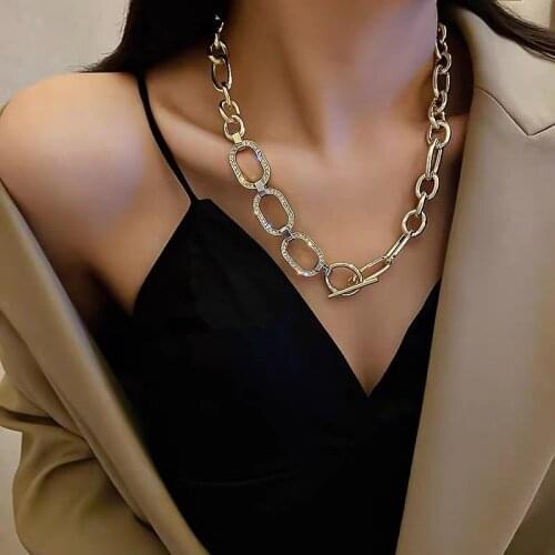 Orgin Summer Exaggeration Metal Chunky Chain Pendant Necklace for Women Luxury Rhinestone Necklace Party Jewelry Accessories