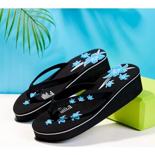 Summer Women Flip Flops High Wedges Outdoor Clogs Garden Shoes Beach Sandals Indoor Bathroom Loafers Casual Home Slippers Slides
