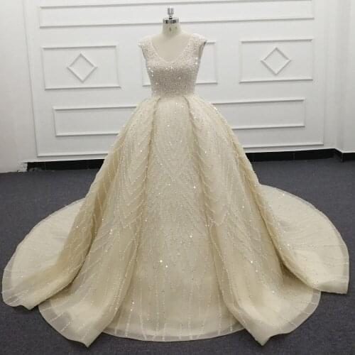 Molanda Hung 2021 New Collection Wedding Dress Ball Gown Embroidery To Sew Beads V Neck Lace Up Bridal Dress SJ743