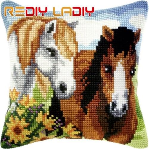 Cross Stitch Cushion Animals Horses Make Your Own Pillow Chunky Cross Stitch Kits Pre-Printed Canvas Acrylic Yarn Pillow Case