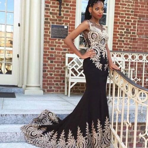 Vestido De Festa Black Mermaid Scoop Prom Dress With Gold Lace Applique Long evening dress party Formal Gown