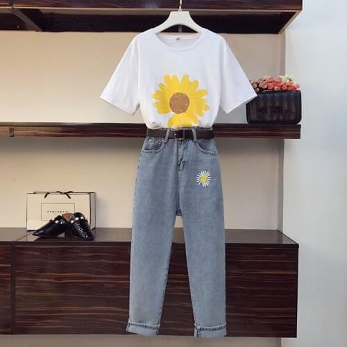 Plus Size T-shirts Jeans Sets 2020 New Summer Women Daisy Print Loose Cotton Tops + Denim Embroidery Belt Pants Suits S-3XL