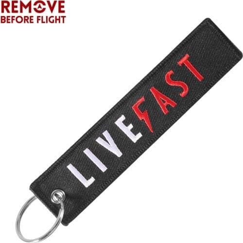 Fashion Car Keychain Black LIVE FAST Key Holder for Cars and Motorcycles Car Key Chains Remove Before Flight Keychains Jewelry