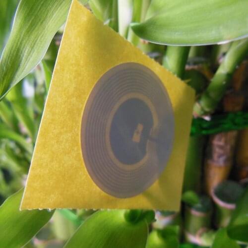 NTAG215 NFC Stickers Individually Cut High Performance NFC amiibo Tags Works Great With Switch, Wii U, and 3DS