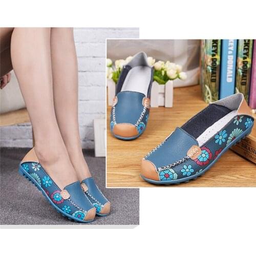 High Quality Genuine Leather Women Flats Boat Shoes Comfortable Soft Gommino Flats Fashion Flowers Printing Flat Slip On Shoes