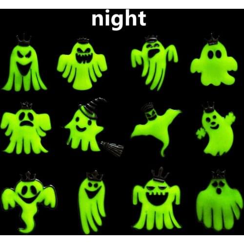 2020 New Halloween Luminous Ghost Brooches Skull Pin Sets Matel Enamel Collar Badge Pin Homme Broaches Clothing Hat Accessories