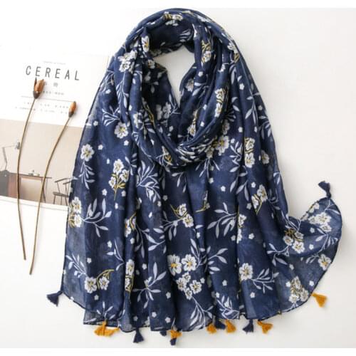 Newest Fashion Scarf For Women Luxury Brand Warm Lady Floral Tassel Scarves and Shawls Vintage Soft Foulard Bandana