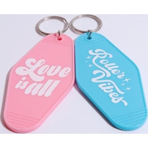 300Pcs Pink Plastic Acrylic Motel Hotel Room Key Tag With Key Ring Blank Logo Printing Motel Keychains Custom Motel Keychain