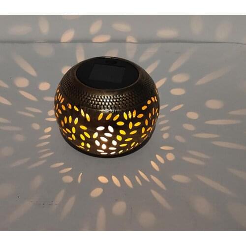 LED Solar Hollow Lawn Lamp Retro Style Wrought Iron Metal Light Outdoor Soalr Garden Lights Pathway Light Waterproof Lawn Lamp