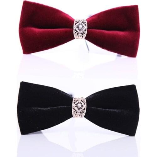 High Quality 2020 New Velvet Bow Ties Men Noble Diamond Designers Brand Butterfly Bowties Shiny Romantic Wedding Bow Tie