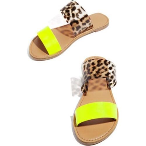 2021 fashion sexy summer new one-shaped outdoor transparent female slippers Flat bottom leopard print plus size beach slippers