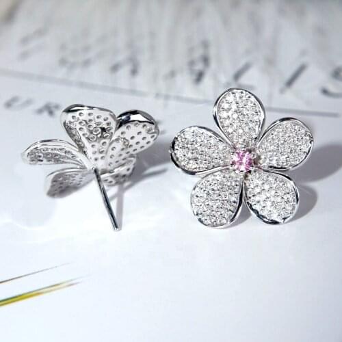 Huitan Cute Flower Stud Earrings Engagement Wedding Jewelry for Women Micro Paved Shiny CZ Stylish Accessories Gift Earring 2021